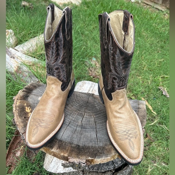 Mens Cowboy Western boots in tan & brown leather NWB Sz-28 (US 9.5) locBB - Picture 6 of 11